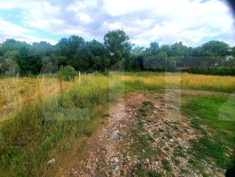 Teren Construcții intravilan de 1430 mp, în Bună Ziua