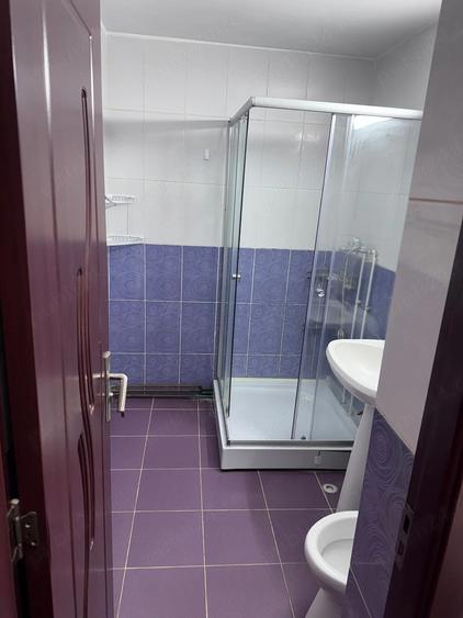 Inchiriez apartament 3 camere, decomandat - 4