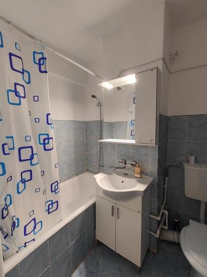 Garsonieră semidecomandată în Central