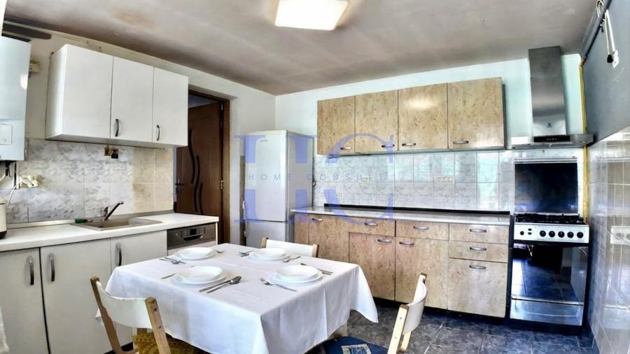 Casă individuală cu 4 camere cu Garaj în Săcădate