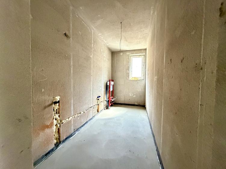 Duplex cu 4 camere cu Canalizare în Dumbrăvița