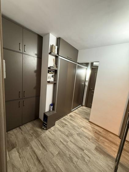 Apartament cu 2 camere decomandat, mobilat în Km 5