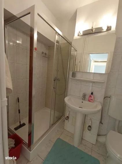 Apartament cu 2 camere decomandat în Titulescu