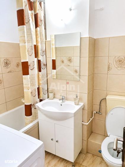 Apartament cu 2 camere decomandat în Florilor
