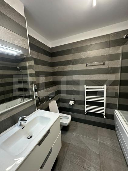 Apartament cu 3 camere semidecomandat, mobilat în Gheorgheni