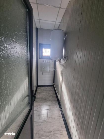 Spațiu comercial, de 550 mp, în Poroschia