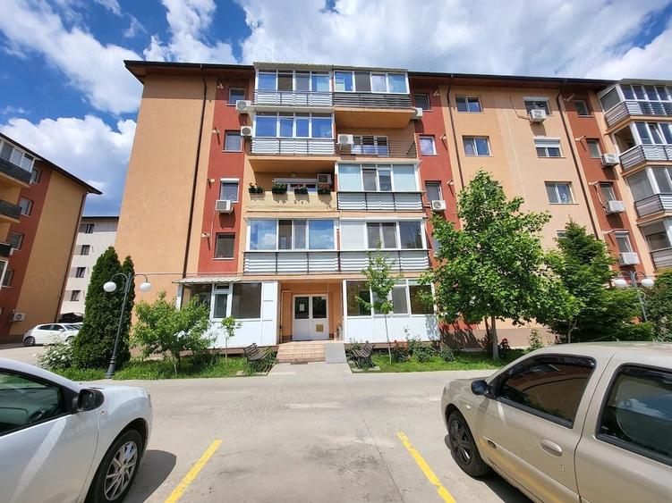 Apartament cu 2 camere decomandat în Ozana