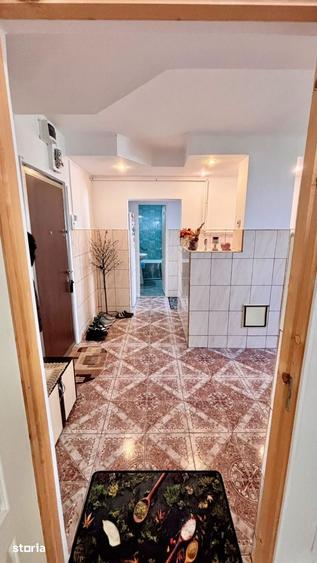 Apartament cu 2 camere decomandat, mobilat în Tudor
