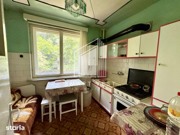 Apartament cu 2 camere semidecomandat în Micro 14