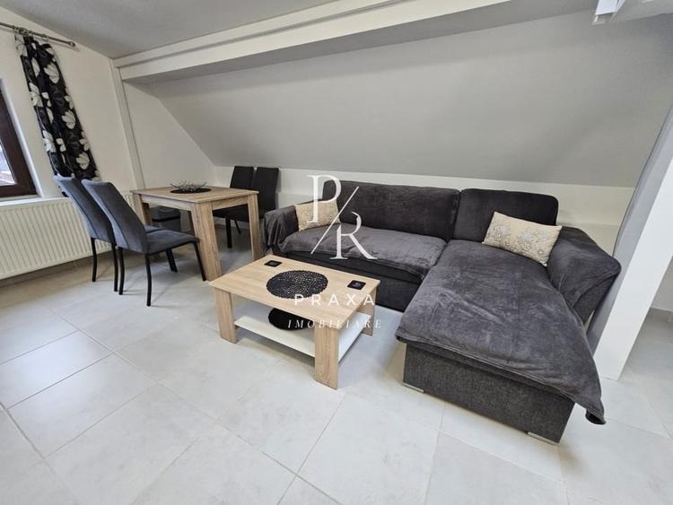 Apartament cu 3 camere semidecomandat, mobilat în Florești — fotografia 1
