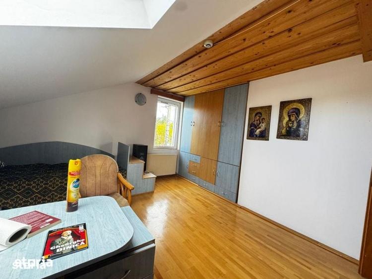 Casă cu 5 camere cu Teren 1000 Mp în Titulescu