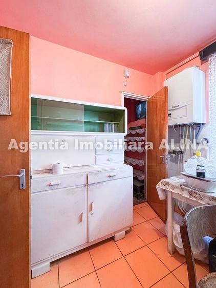 Apartament cu 4 camere decomandat în Titu Maiorescu