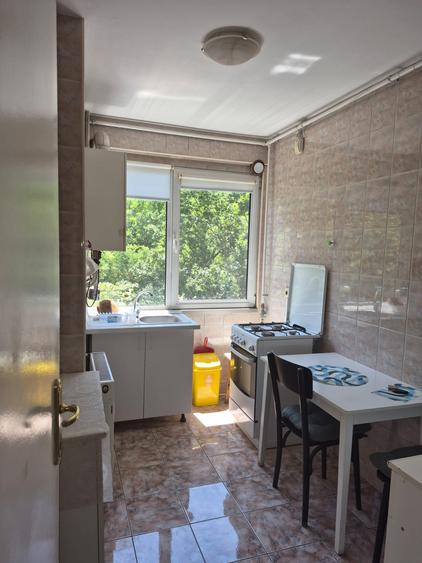 Apartament cu 2 camere semidecomandat în Sala Palatului