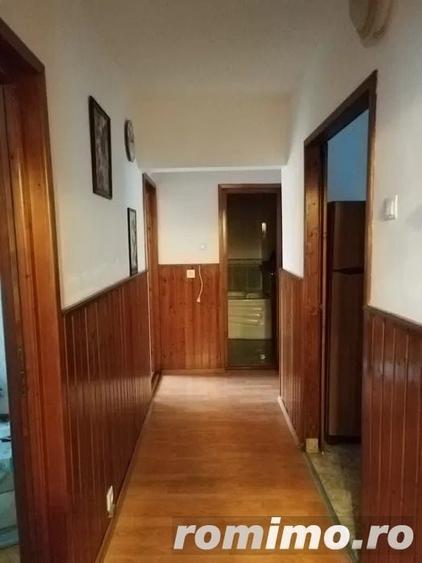 Apartament cu 3 camere decomandat în Tudor