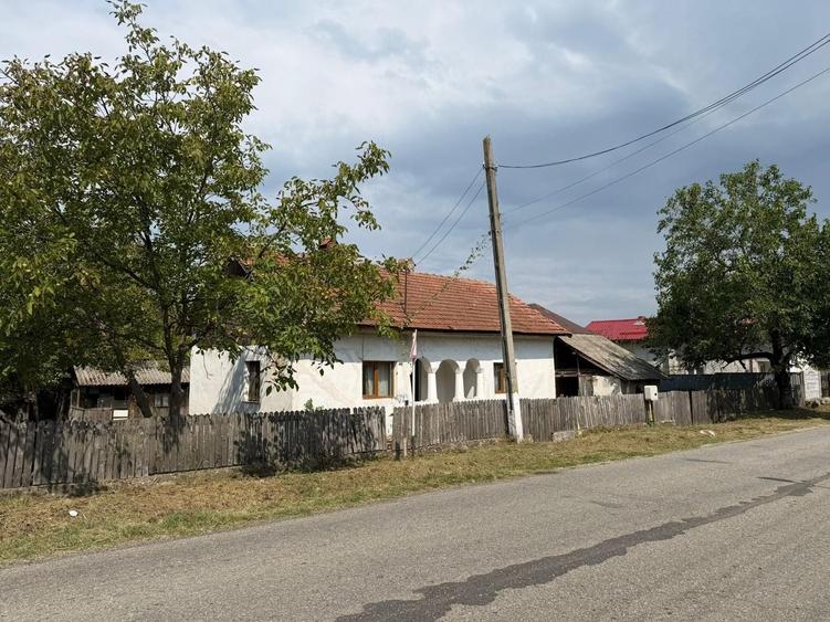 Casă cu 2 camere în Dăești