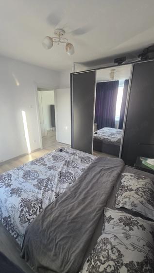 Apartament cu 2 camere semidecomandat în Cedonia
