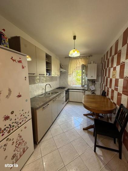 De inchiriat apartament 3 camere decomandat,zona Piata Mare 270/luna - 7