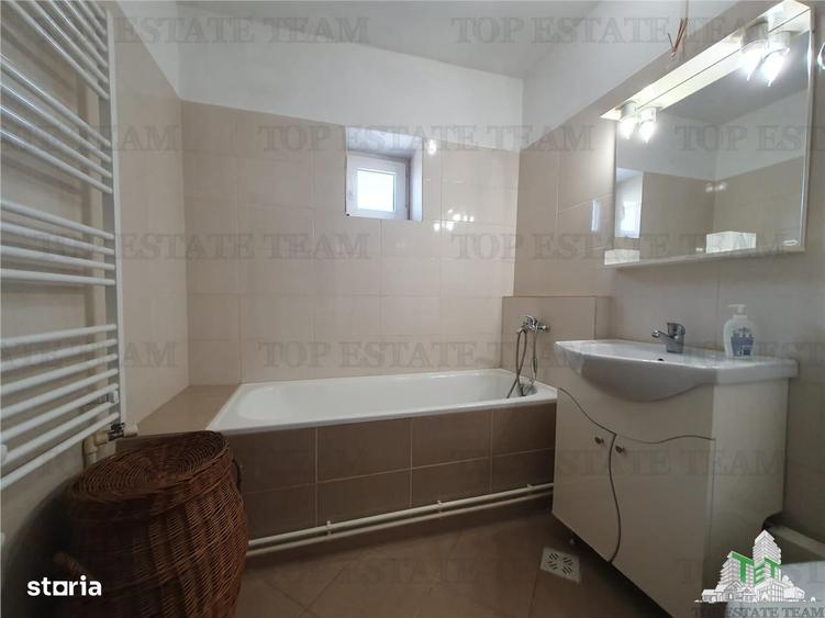 Apartament cu 4 camere decomandat, mobilat în Gara
