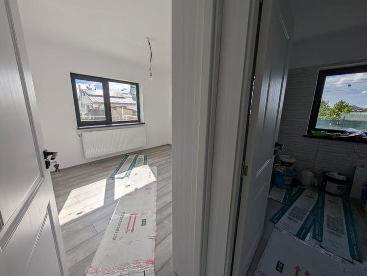 Casă individuală cu 3 camere cu Canalizare în Calea Moldovei