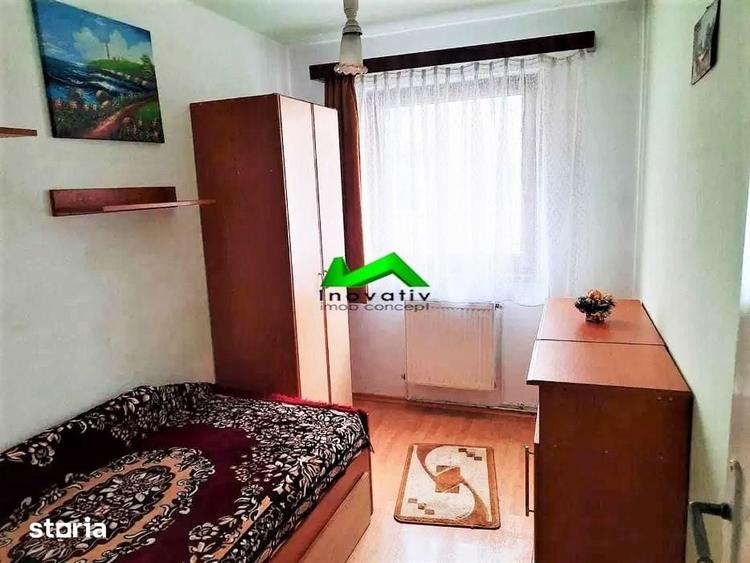 Apartament cu 3 camere decomandat în Vasile Aaron
