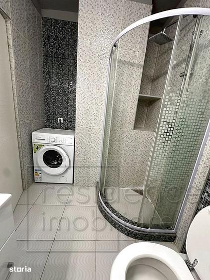 Apartament cu 3 camere semidecomandat, mobilat în Bulgaria