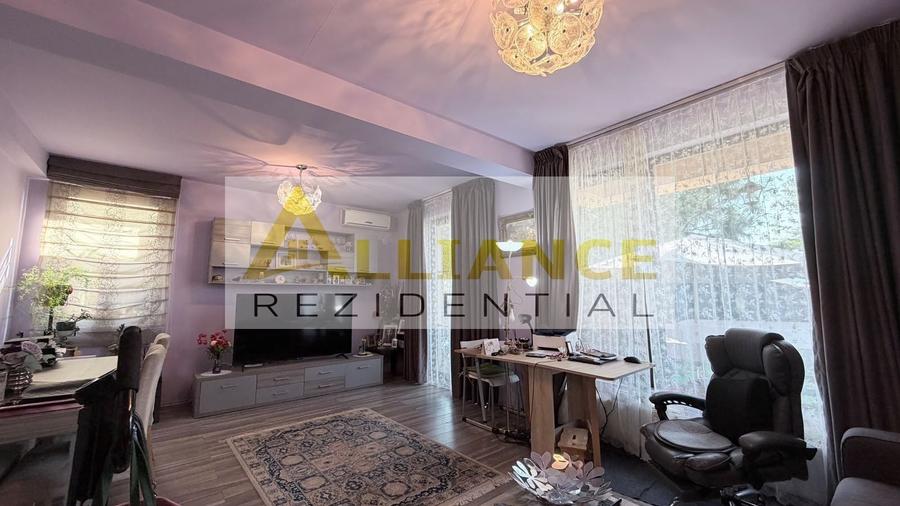 Casă individuală cu 4 camere cu Canalizare în Berceni