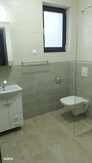 Casă cu 3 camere cu Teren 400 Mp în Budeasa