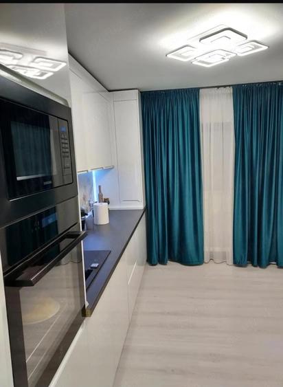 Apartament cu 3 camere decomandat în Găvana