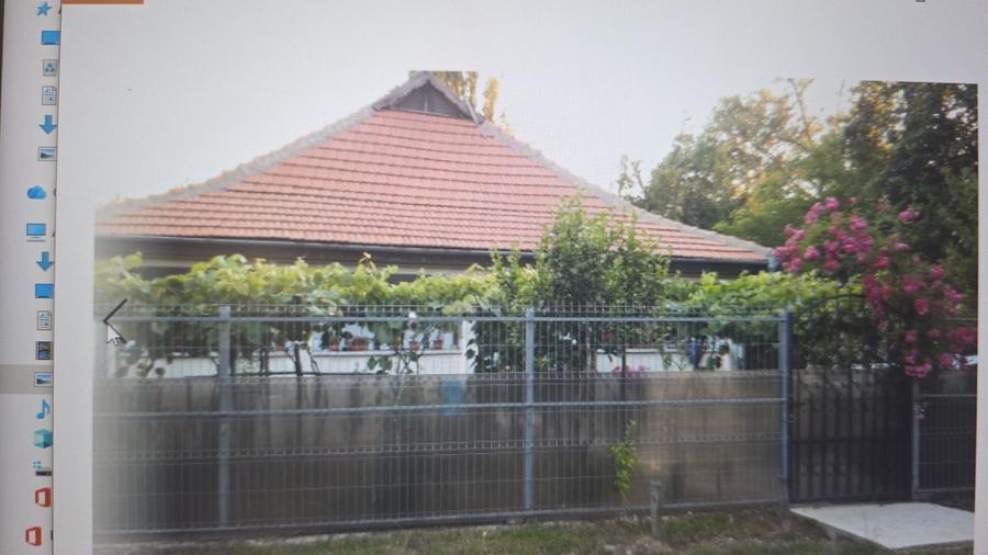 Casă cu 3 camere în Crainici