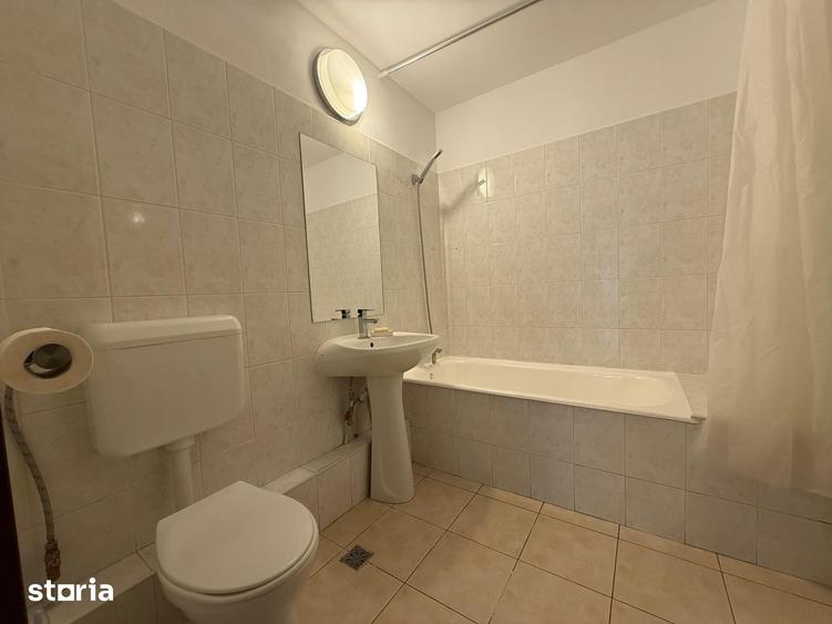 Apartament cu 2 camere decomandat în Centrul Civic