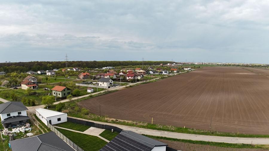 Teren Construcții intravilan de 600 mp, în Dumbrăvița