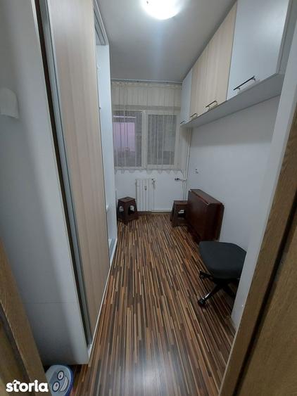 Apartament cu 2 camere decomandat în Micro 6