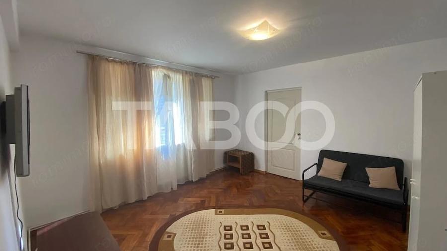 Apartament cu 3 camere semidecomandat în Terezian