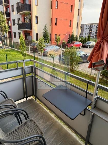 Casă individuală cu 2 camere cu Canalizare în Tractorul