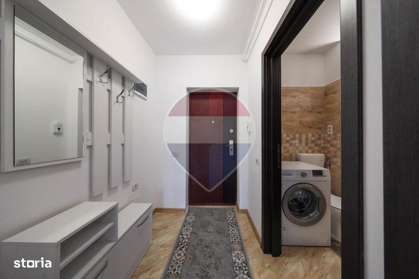 Apartament cu 2 camere semidecomandat în Sânpetru