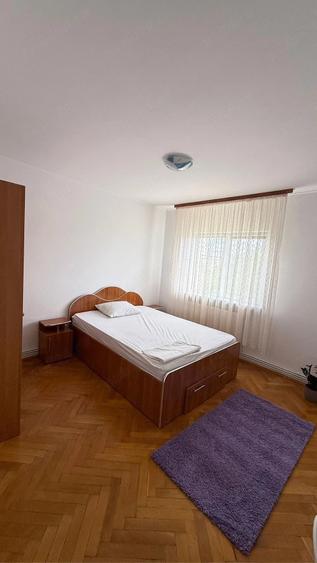 Apartament cu 2 camere decomandat în Nicolina