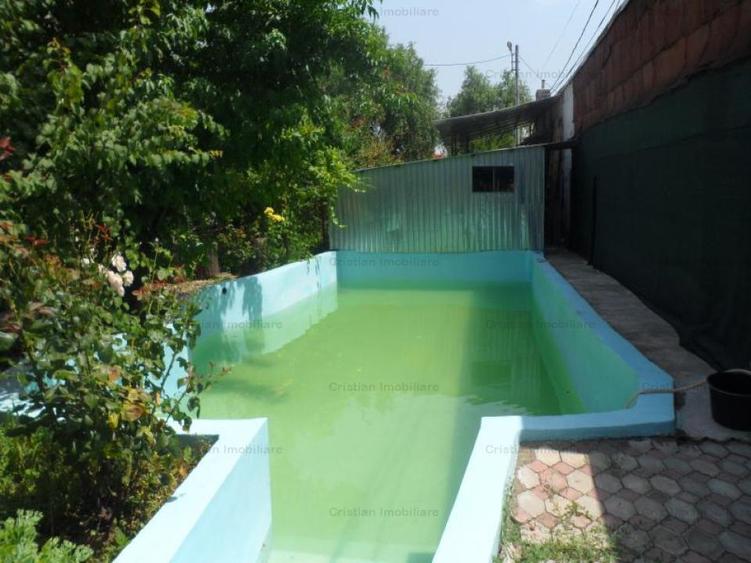 Casă cu 19 camere cu Canalizare în Central