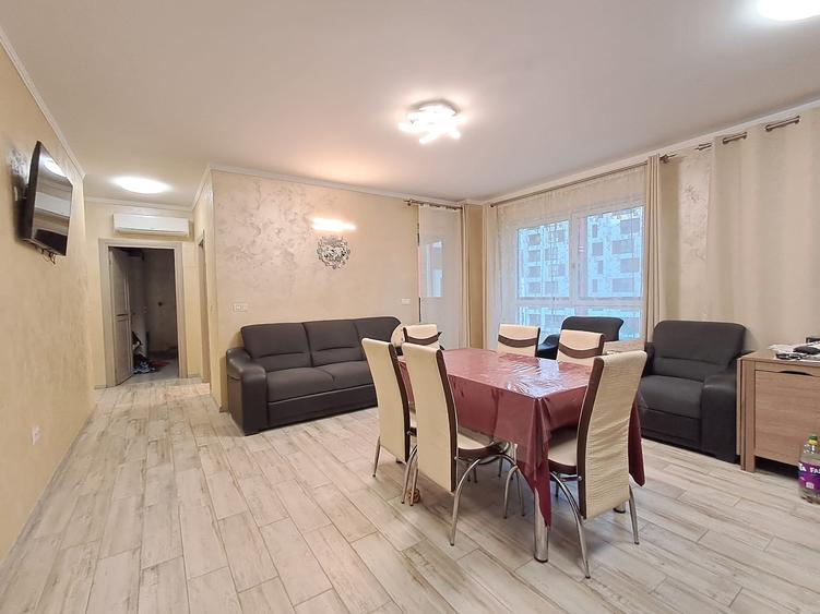 Apartament cu 4 camere semidecomandat, mobilat în Florești — fotografia 2