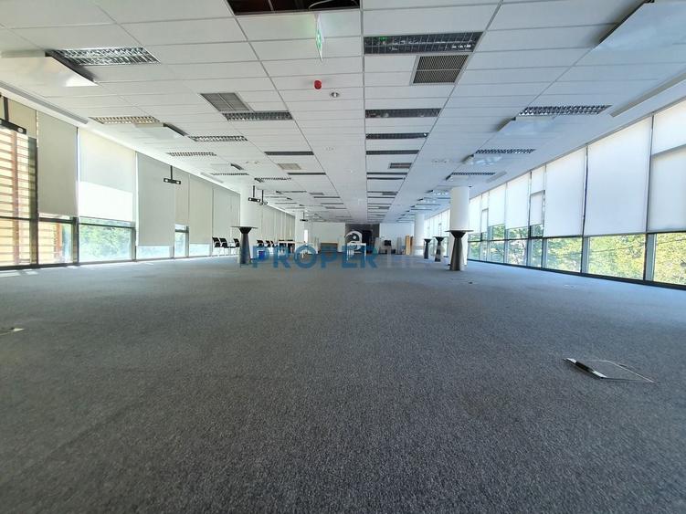Birou, de 636 mp, în Aviației
