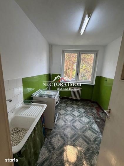 Apartament cu 2 camere semidecomandat în Rogerius