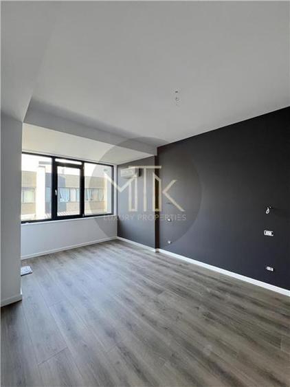 Duplex cu 5 camere cu Canalizare în Pipera