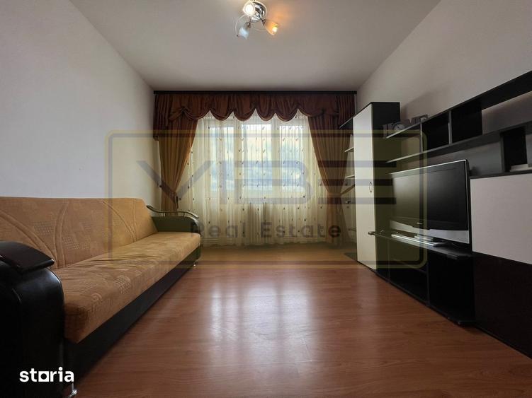 Apartament cu 3 camere decomandat, mobilat în Gară