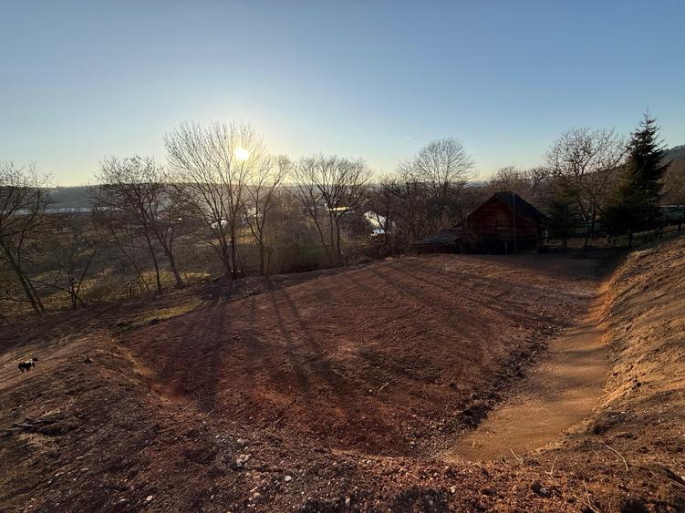 Teren Construcții intravilan de 1061 mp, în Vlaha