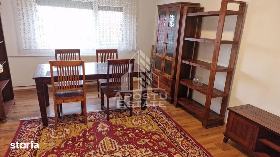 Apartament cu 3 camere decomandat, mobilat în Soarelui