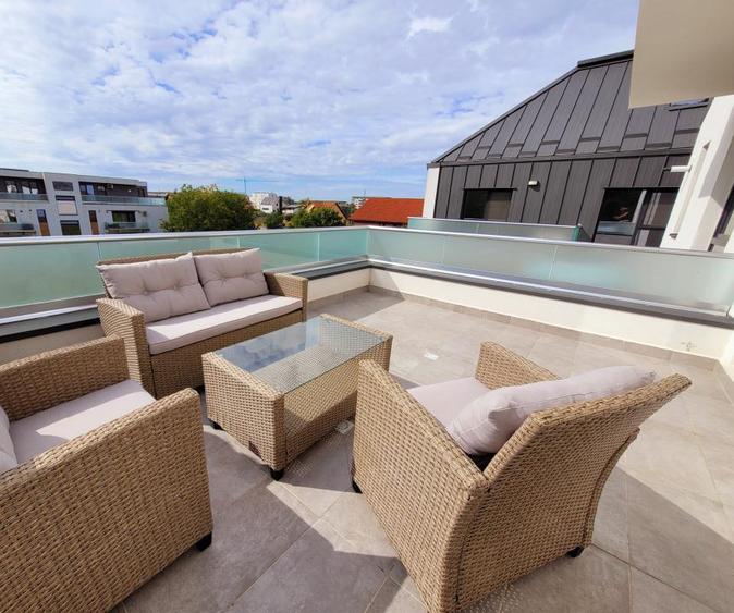 Apartament cu 2 camere decomandat în Dumbrăvița