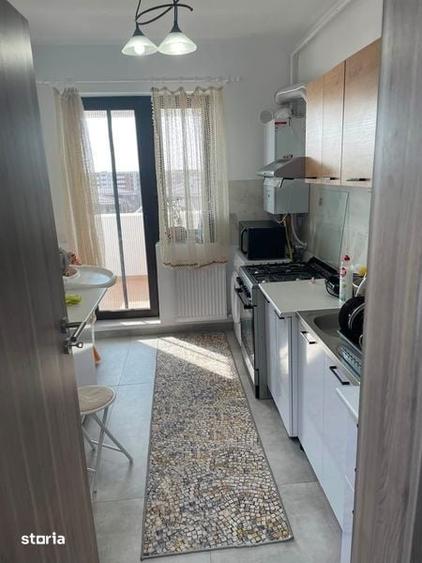 Vand apartament 2 camere/decomandat sector 5 - 6
