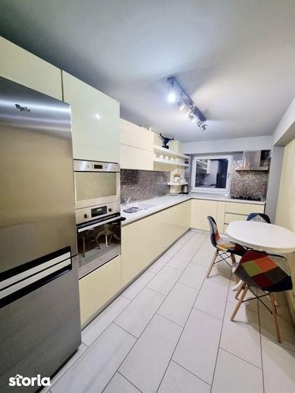 Apartament cu 3 camere în Ultracentral