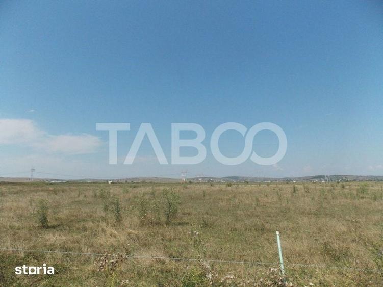 Teren de 2400 mp, în Șelimbăr