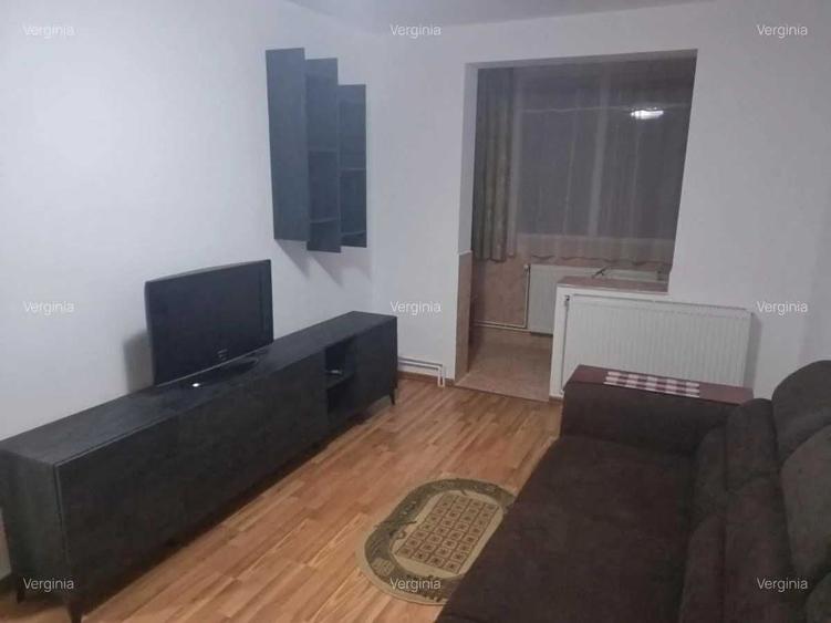 Garsonieră decomandată în Drumul Carului