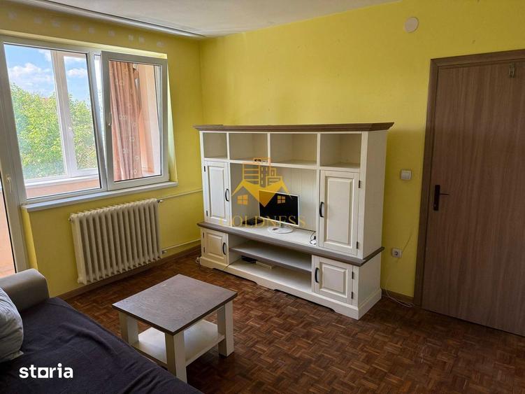 Apartament cu 2 camere, mobilat în Central